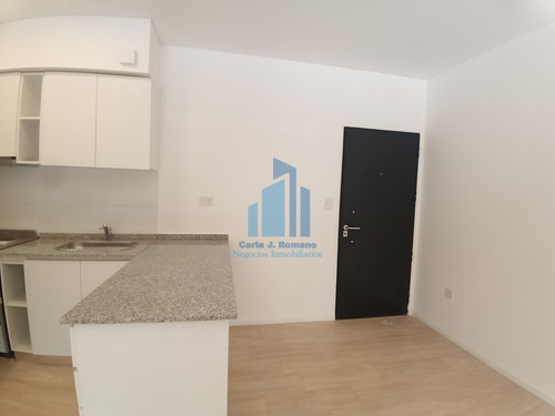 Alquiler Departamento 2 Ambientes Con Cochera Y Piscina En Pilar