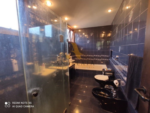 Imagem 21 de 30 de Novo Leblon - Linda Casa Com 628m² Localizada Na Melhor Rua Do Condomínio, Área De Lazer Com Piscina, Churrasqueira. - Sqa1615i - 69286056