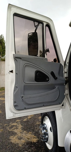 Tracto-camión International 4400 Año 2014 Quinta Rueda