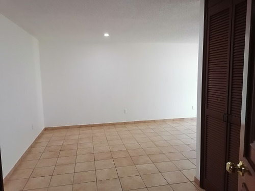 Casa En Venta En Chiluca