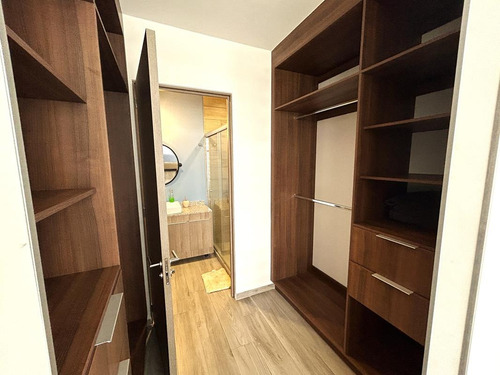 Departamento En Venta/renta A La Entrada De Querétaro Totalmente Amueblado Condominio Motto.