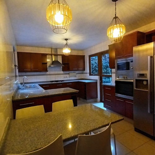 Casa Amoblada En Arriendo Comuna De Lo Barnechea