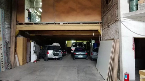 Imagen 2 de 3 de Galpon En Venta Con 2 Departamentos En Venta - San Justo