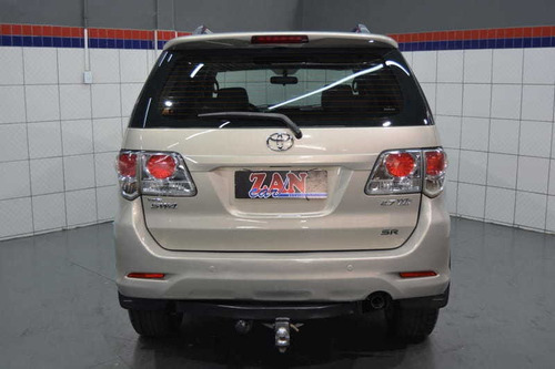 Imagem 5 de 15 de Toyota Hilux Sw4 Sr 4x2 2.7 Aut 2013 5 Lugares