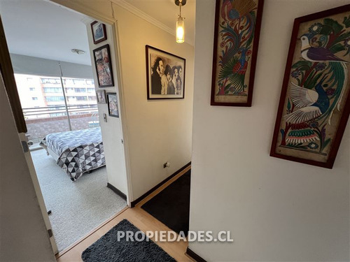 Departamento En Venta De 2 Dorm. En Las Condes