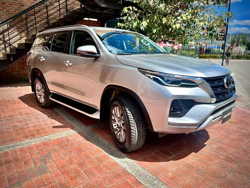 Toyota Fortuner 2.7 Gasolina SRV 4x2