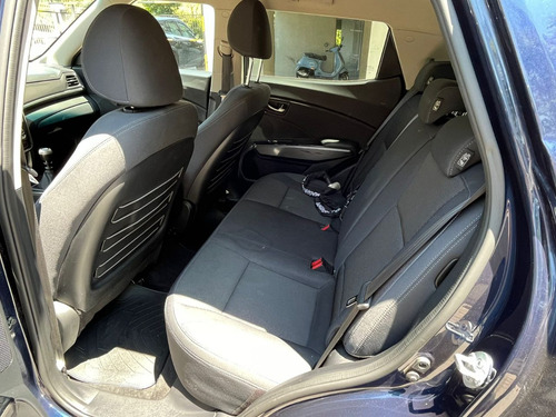 SsangYong Tivoli 1.6 4x2 MT Full
