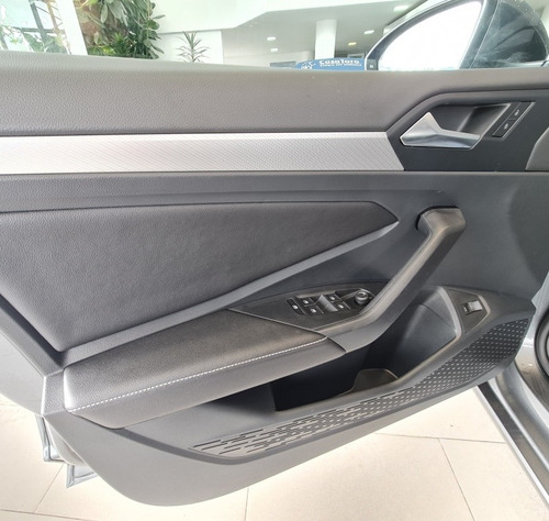 Imagen 14 de 15 de Volkswagen Jetta Comfort At 1.4 Turbo
