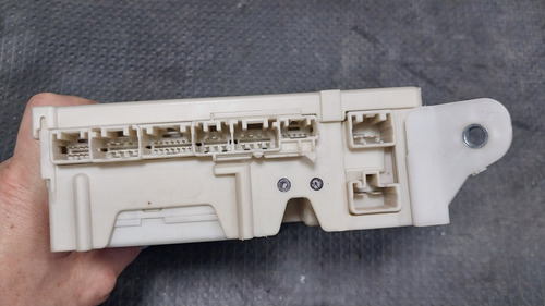 Fusilera Fusiblera Body Interior Bsi Hilux 16/20