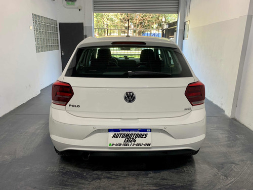 Imagen 5 de 13 de Volkswagen Polo 2018 1.6 Msi Comfortline