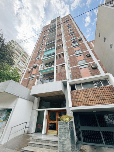 Venta Departamento 2 Ambientes En Calle Vicente Lopez Al 100, Martinez