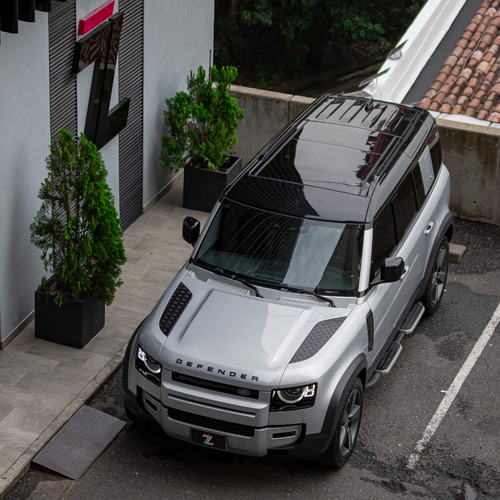 Land Rover Defender First 3.0 2021
