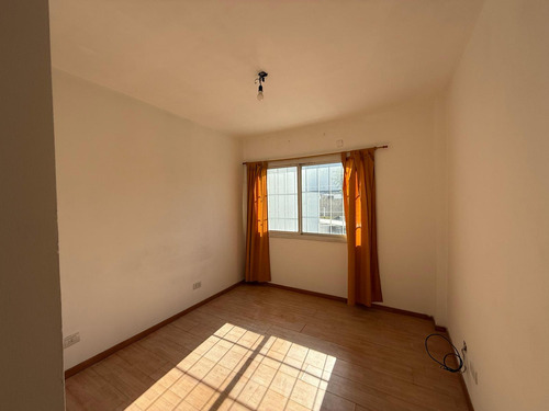 Departamento Dos Ambientes En Alquiler En Wilde