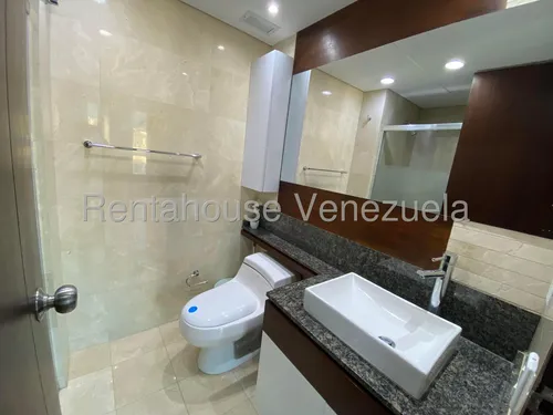 Adt Apto En Venta En Santa Rosa De Lima 25-14246 Yf