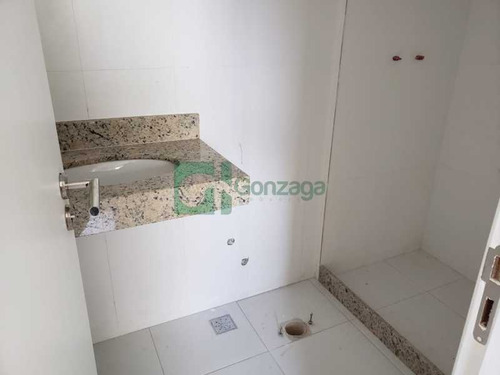 Excelente Imóvel, Frente, 4 Suítes, Porcelanato 90x90, Varandão! Ótima Localização! Recreio. - Reap30030