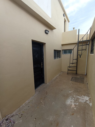 Venta Casa 2 Dormitorios Malvin Con Garaje
