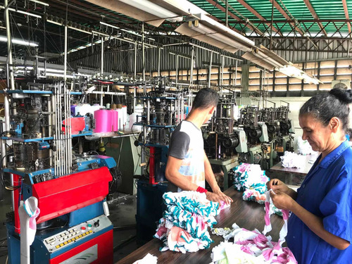 Imagen 27 de 30 de Fábrica De Calcetines Y Medias En Venta Urb Lebrun Petare