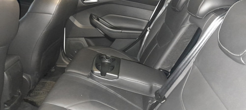 Ford Focus III 2.0 Sedan Titanium At6