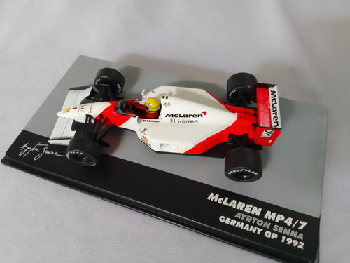 Miniatura 1/43 Mclaren Mp4/7 92 Ayrton Senna Ixo Branco E Vermelho