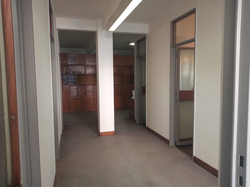 Imagen 23 de 30 de Oficina En Venta Tribunales - 2 Salas 6 Despachos