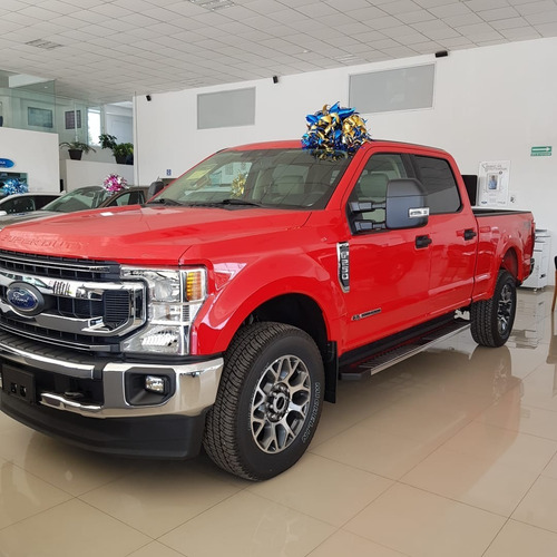 Imagen 1 de 12 de F-250 Super Duty Crew Cab Diesel 4x4 2022