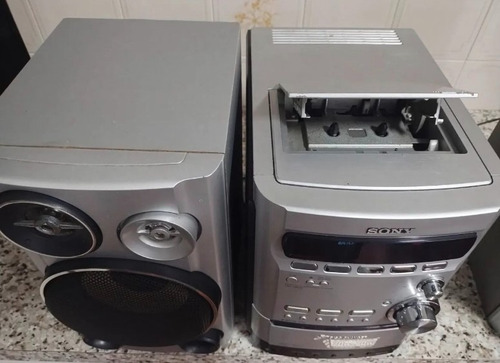 Micro System Sony Cmt- Hpz9 | 140w :) Prata | Cinza. 140 W (Usado)