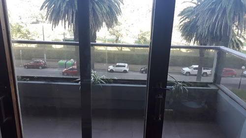 Imagen 2 de 14 de Venta Apto Vista Golf Con Parrillero 2 Dorm. 4 Baños Rentado