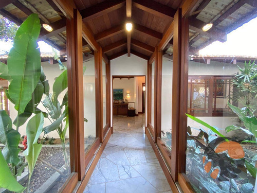 Casa Com 6 Quartos Sendo 04 Suítes À Venda, 720 M² - Aldeia Da Praia - Guarapari/es - Ca0528