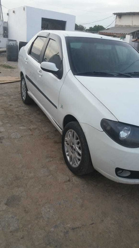 Imagem 1 de 7 de Fiat Siena 2007 1.8 Hlx 30 Anos Flex 4p