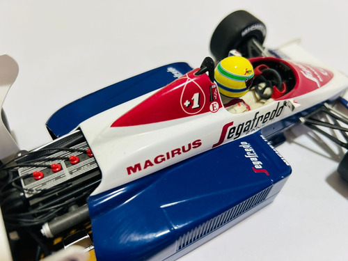 Minichamps F1 1:18 - Toleman Tg184 - Ayrton Senna Branco