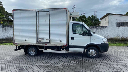 Imagem 4 de 12 de Iveco Daily 55c17 Cs
