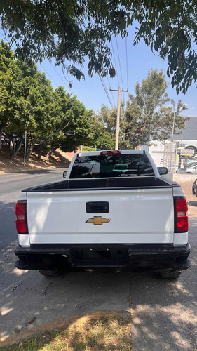 Chevrolet Silverado 4.3 Cab Regular V6 Aa Cd At