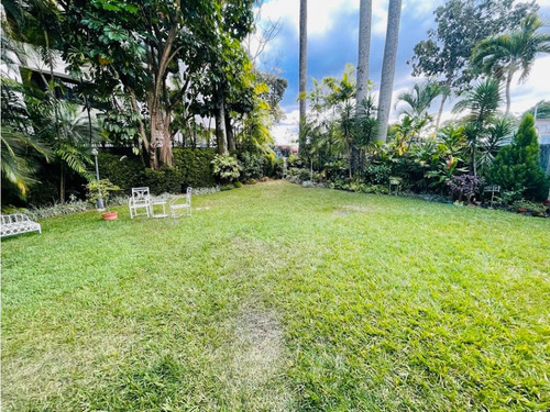 Se Alquila Casa 400m2 Altamira 8365