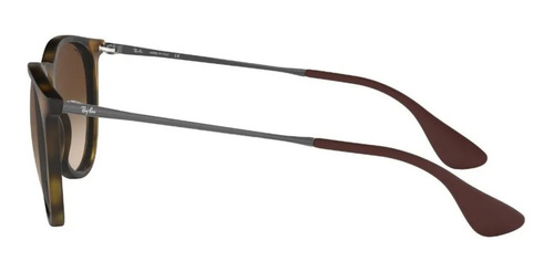 Imagen 4 de 4 de Anteojos de sol Ray-Ban Erika Classic Standard con marco de nailon color matte tortoise, lente brown de policarbonato degradada, varilla gunmetal de metal - RB4171