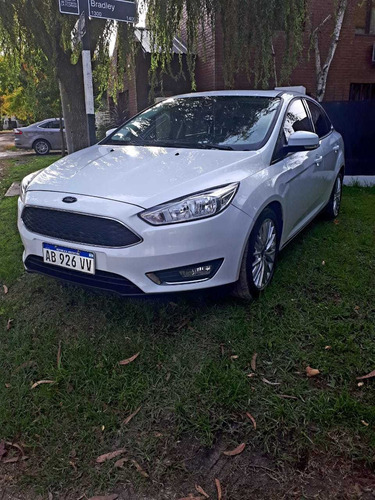 Ford Focus Iii 2.0 Sedan Se Plus At6 2017