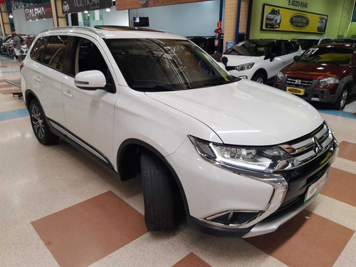 Imagem 4 de 12 de Mitsubishi Outlander 2017 2.0 L4 Cvt 5p **64 Mil Km**