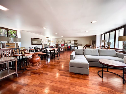 Local Comercial En Venta En Vitacura