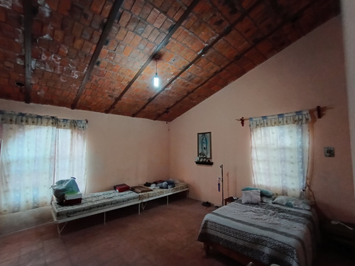 En Venta Terreno De 10,320.51 M2 Con Casa E Instalaciones Al Pie Del Cerro Del Picacho