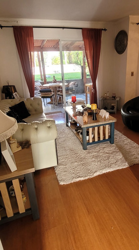 Excelente Y Cómoda Casa Muy Segura En Condominio