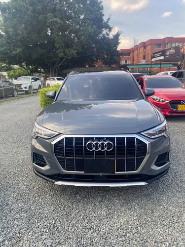 Audi Q3 1.4 TFSI AMBITION TP 1400CC T CT TC R18