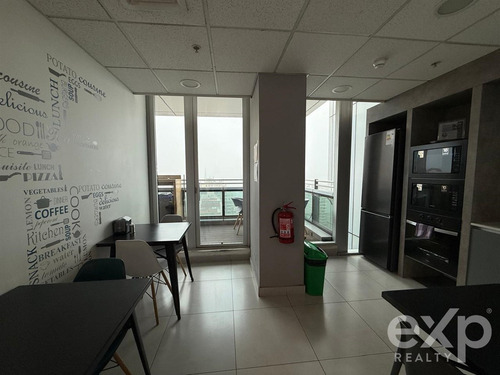 Oficina En Arriendo De 308 M2 En Apoquindo, Las Condes