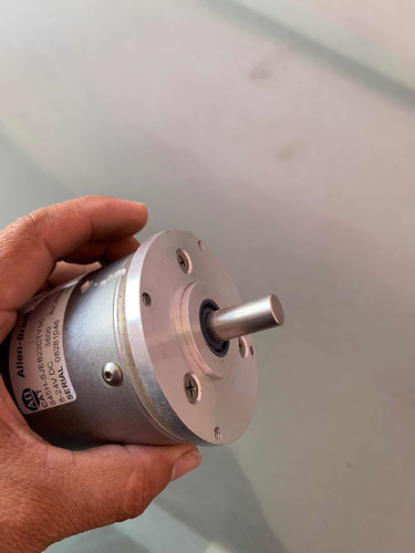 Encoder Increméntal 845h-sjeb22cty1c Allen Bradlley (Usado)