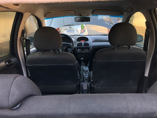 Imagem 13 de 15 de Peugeot 206 Presence Motor 1.4 Flex Completo