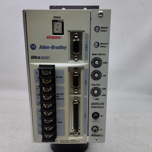 Servodriver Kinetix Ultra 3000 2098-dsd-005-se Allen Bradley (Usado)