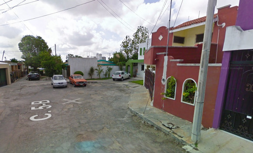 Sg- Casa En Recuperacion Bancaria En Castellanos Hass David Humberto, Santa Fe, Merida Yucatan.