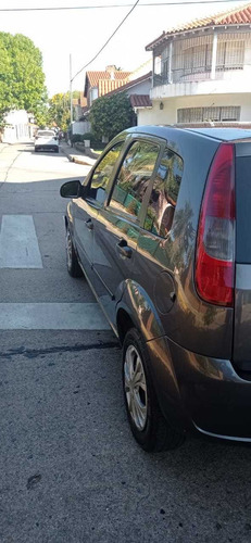 Ford Fiesta 1.6 Ambiente 2003