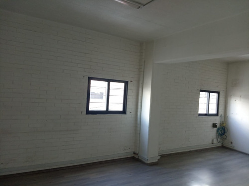 Se Vende Bodega Comercial En Naucalpan Edo Mex A Pocos Metros De Periferico