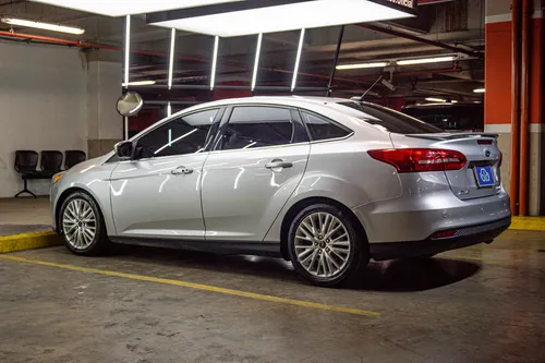 Ford Focus 2.0 Titanium