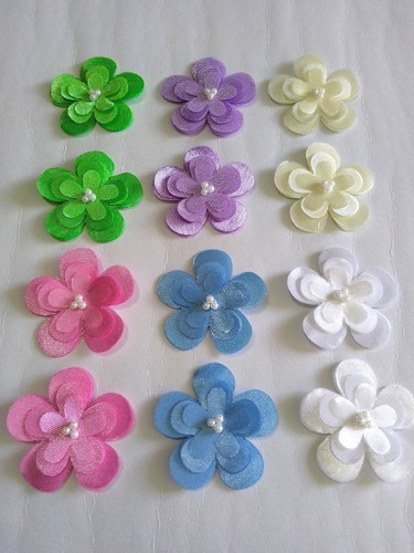 Imagen 2 de 4 de Flores De Tela De 5 Pétalos 4cm