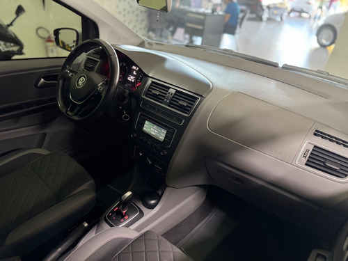Volkswagen Fox 1.6 MSI HIGHLINE 16V FLEX 4P AUTOMATIZADO